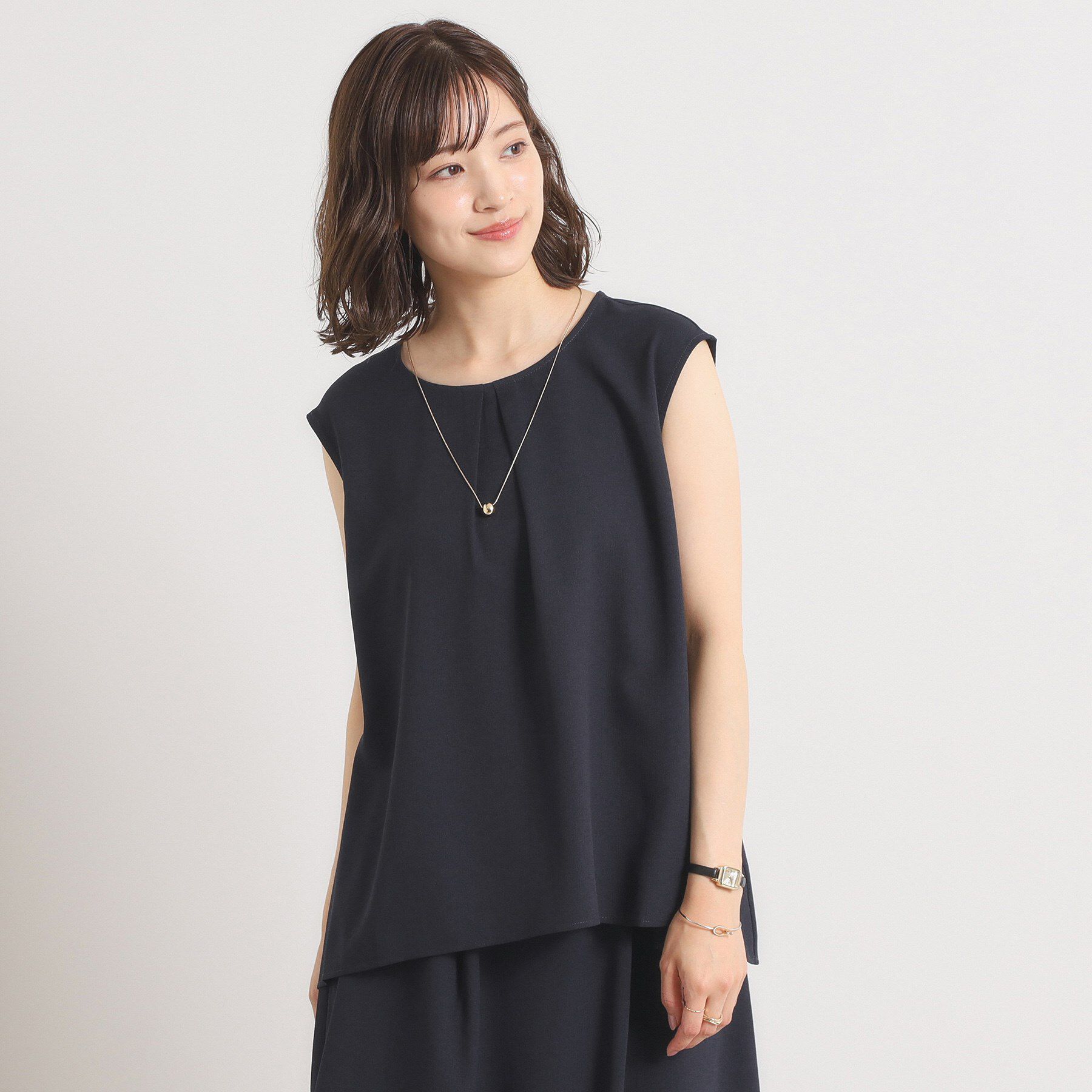 ITS&rsquo;DEMO「【UVカット／速乾／冷感／洗濯機OK／洗濯後しわになりにくい】麻調ストレッチタックブラウス＜ラク服シ」|シャツ・ブラウス|