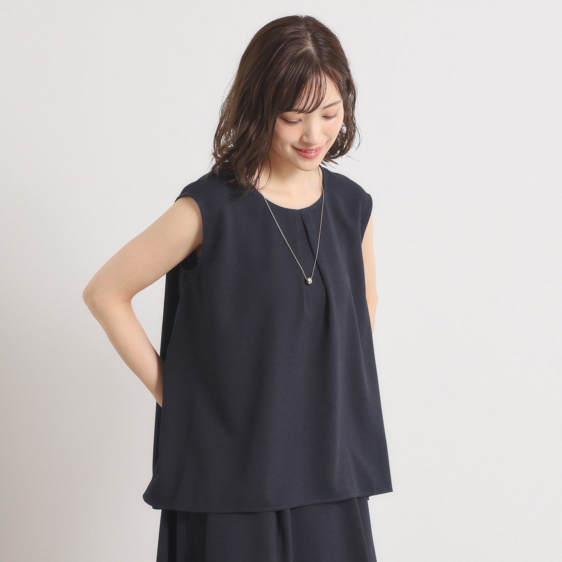 ITS&rsquo;DEMO「【UVカット／速乾／冷感／洗濯機OK／洗濯後しわになりにくい】麻調ストレッチタックブラウス＜ラク服シ」|シャツ・ブラウス|