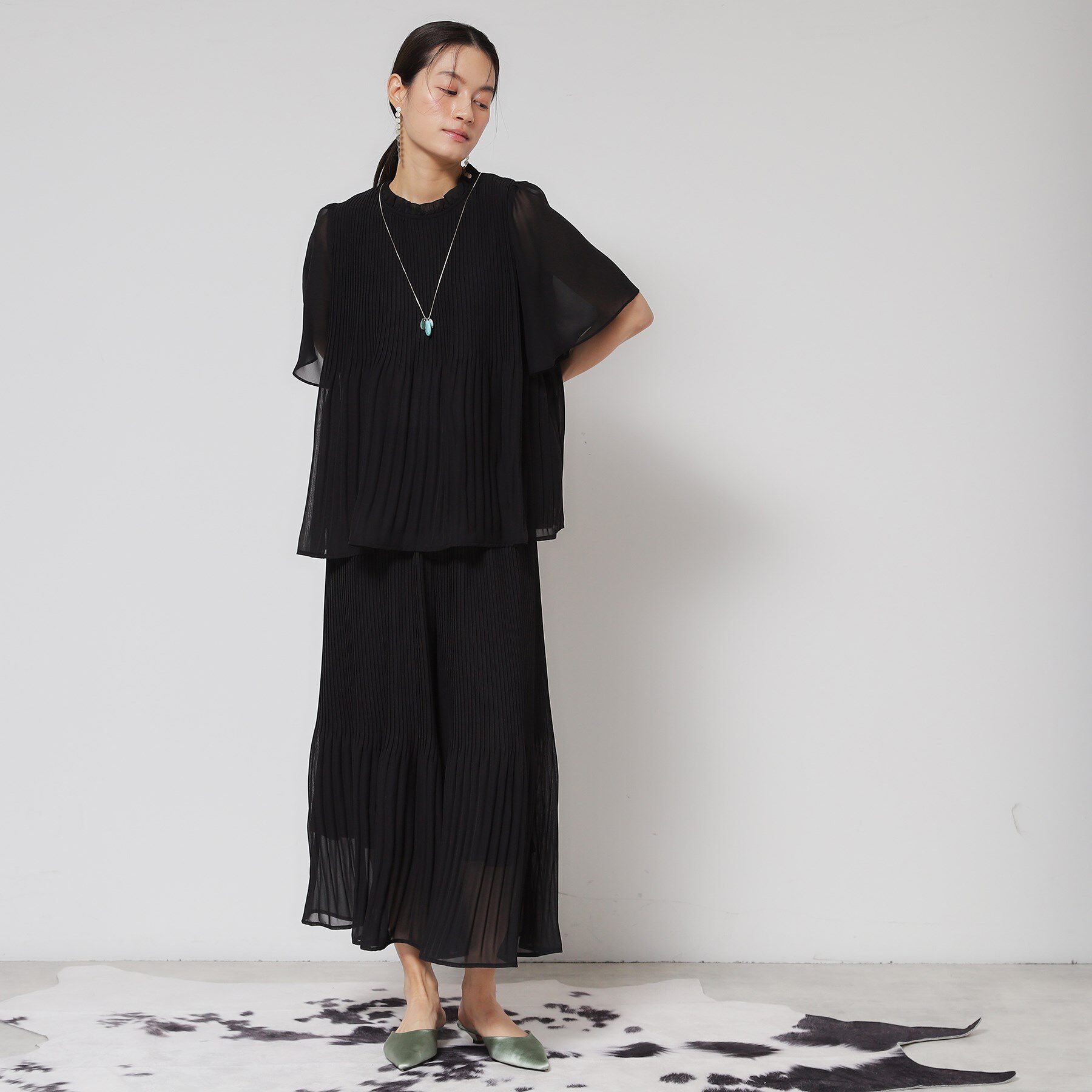 SunaUna「【プリーツ／フレアスリーブ】Aラインブラウス」|シャツ・ブラウス|