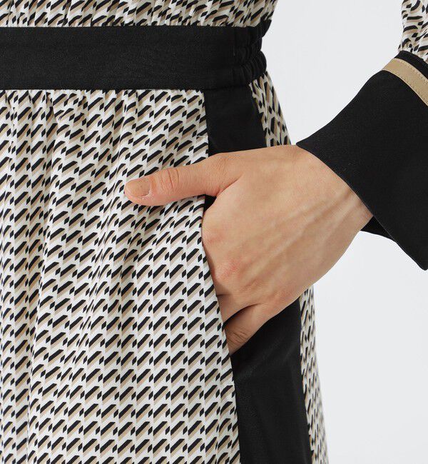  「レトロジオメトリックプリントワンピース」|ワンピース|