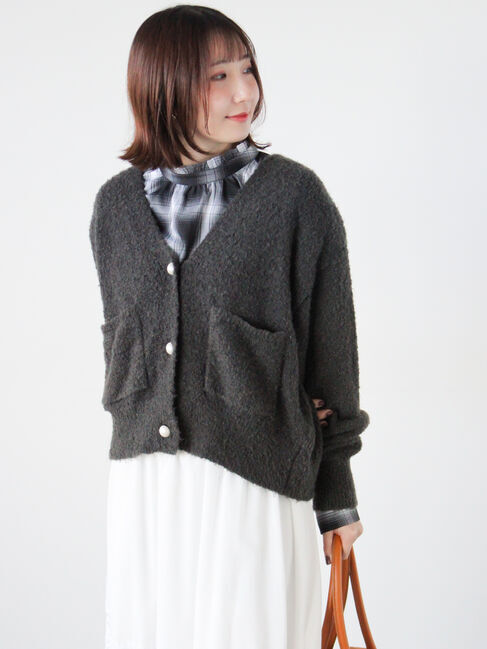 Te chichi TERRASSE「ブークレパール釦Vネックカーディガン」|カーディガン|チャコールグレー