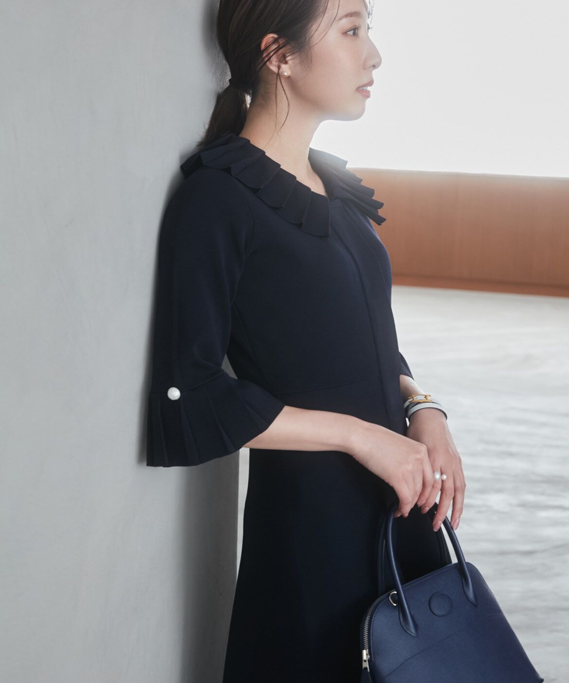 Maglie le cassetto「《M Maglie le cassetto&times;冨張愛》華やかプリーツ今どきモードニットワンピース」|ワンピース|