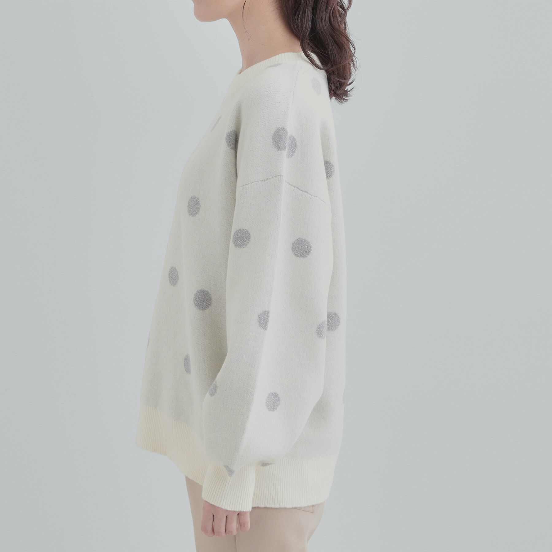 SHOO･LA･RUE「【S-LL/洗濯機可】体型カバーできる 大人のドット柄ニット」|ニット・セーター|