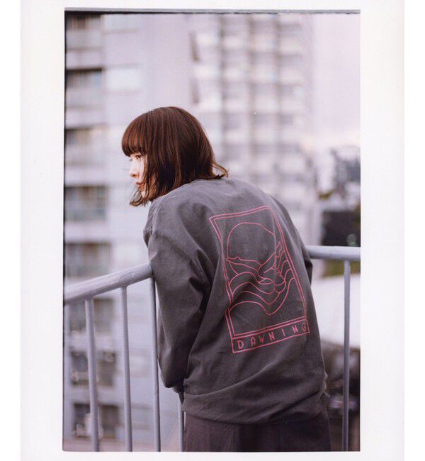 ADAM ET ROPE'「【DAWNING(ドーニング)】OG LOGO LS TEE」|Tシャツ・カットソー|