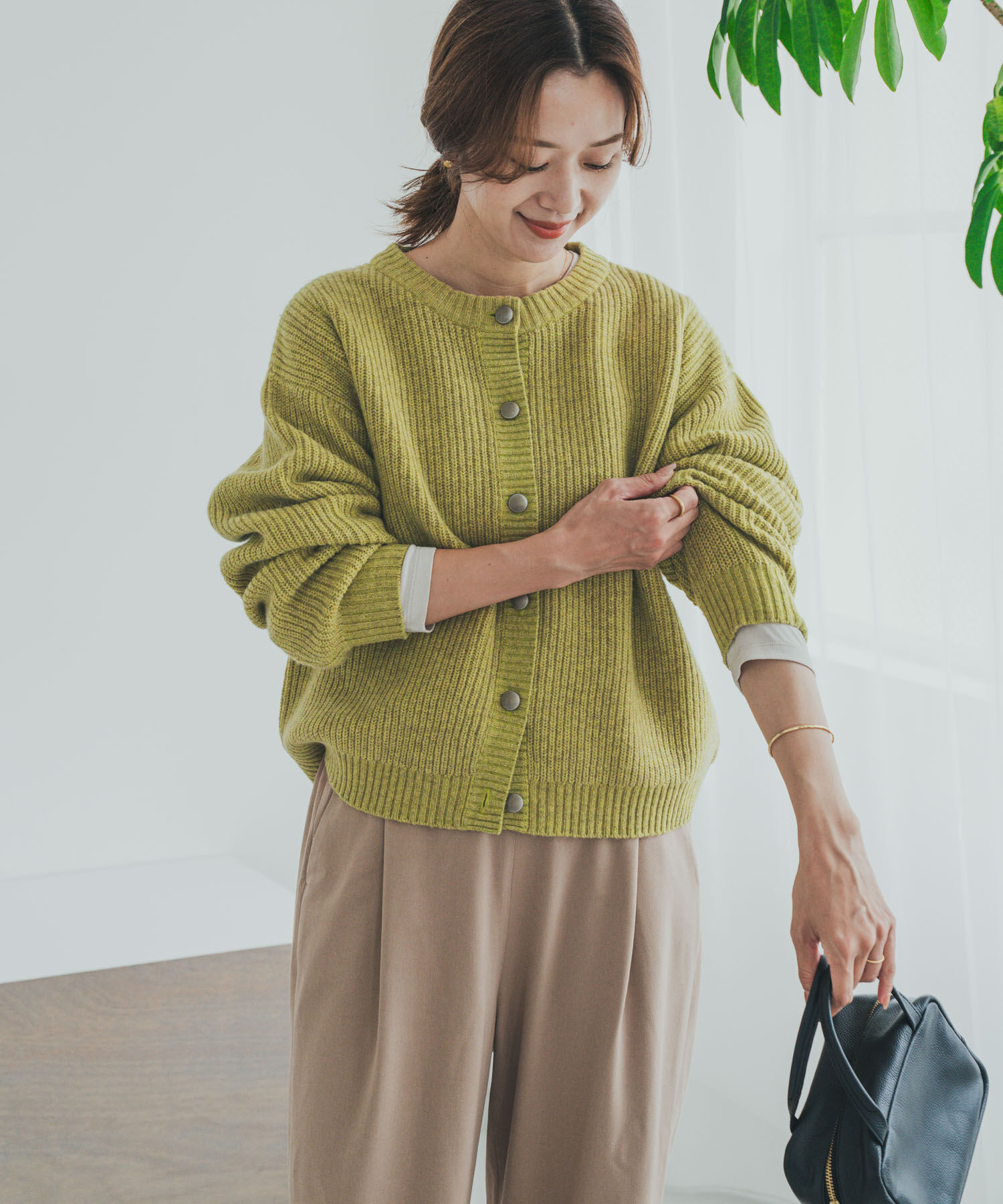 ハミルトンウール畦クルーネックカーディガン（URBAN RESEARCH DOORS