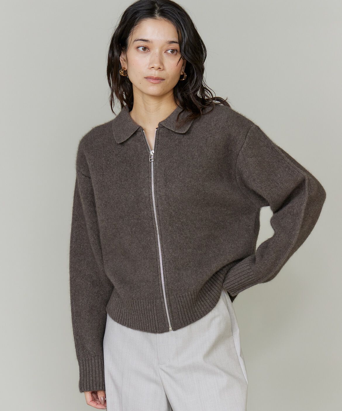 INED「フォックスブレンド襟付きジップカーディガン《YVON》」|カーディガン|