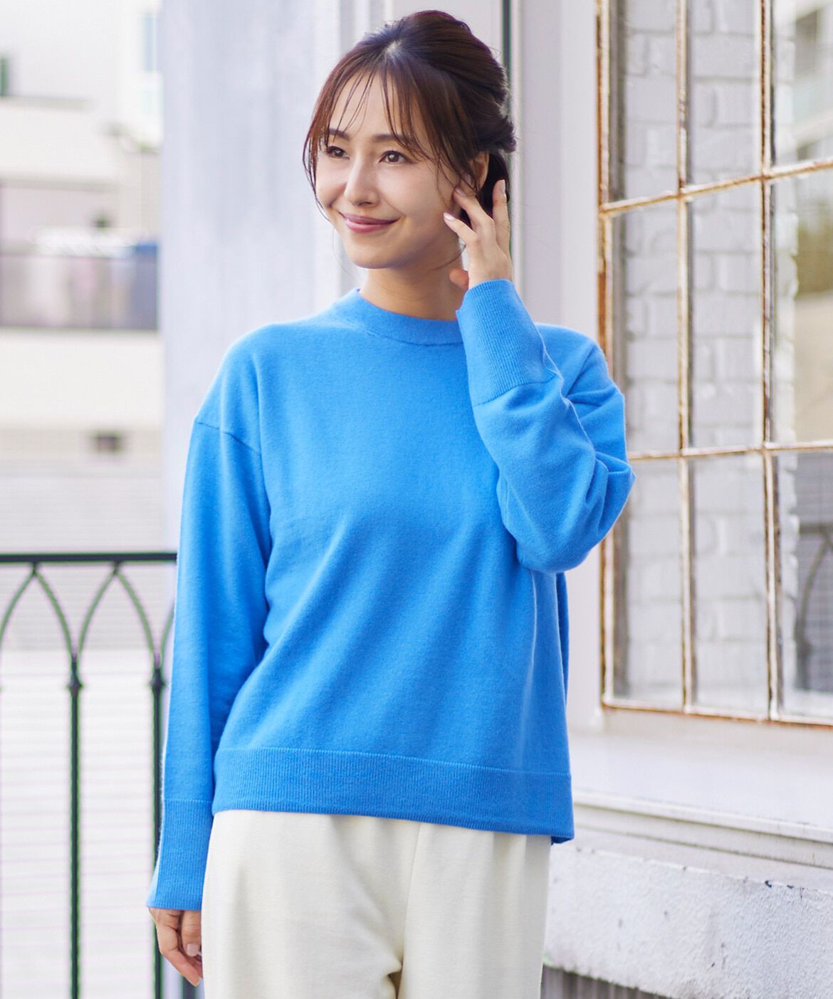 INED「ウール100%クルーネックニット」|ニット・セーター|ブルー1