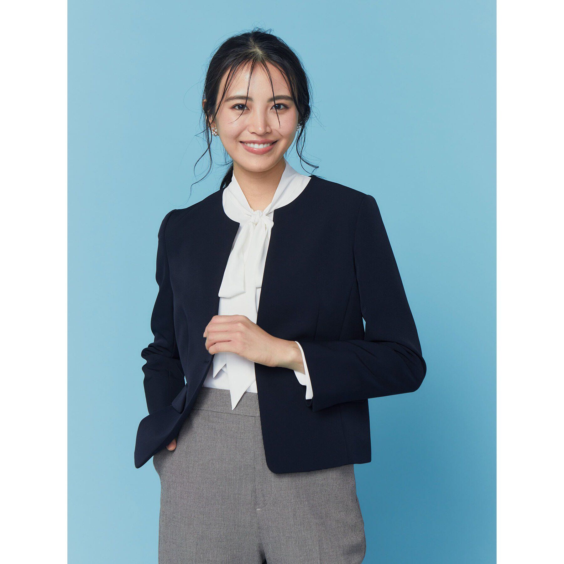 OPAQUE.CLIP「《通勤・セレモニーセットアップ対応》キーネックジャケットダブルクロス【洗濯機洗い可】」|ノーカラージャケット|