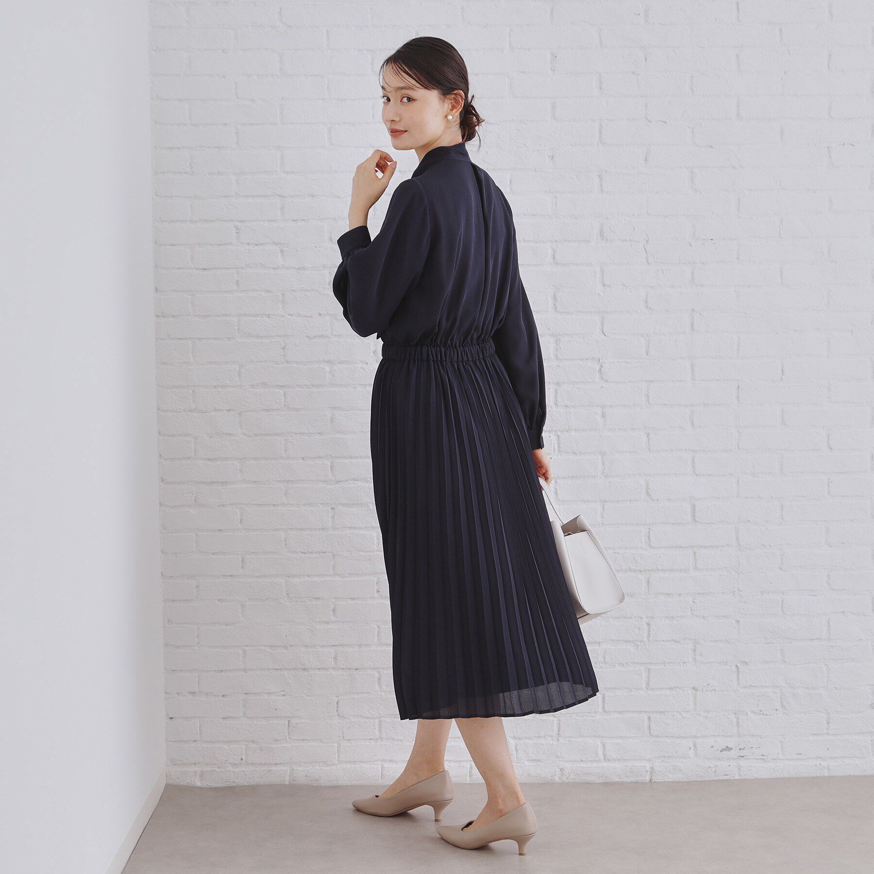 OPAQUE.CLIP「《通勤・セレモニー対応》ジョーゼットプリーツワンピース【洗える】」|ワンピース|