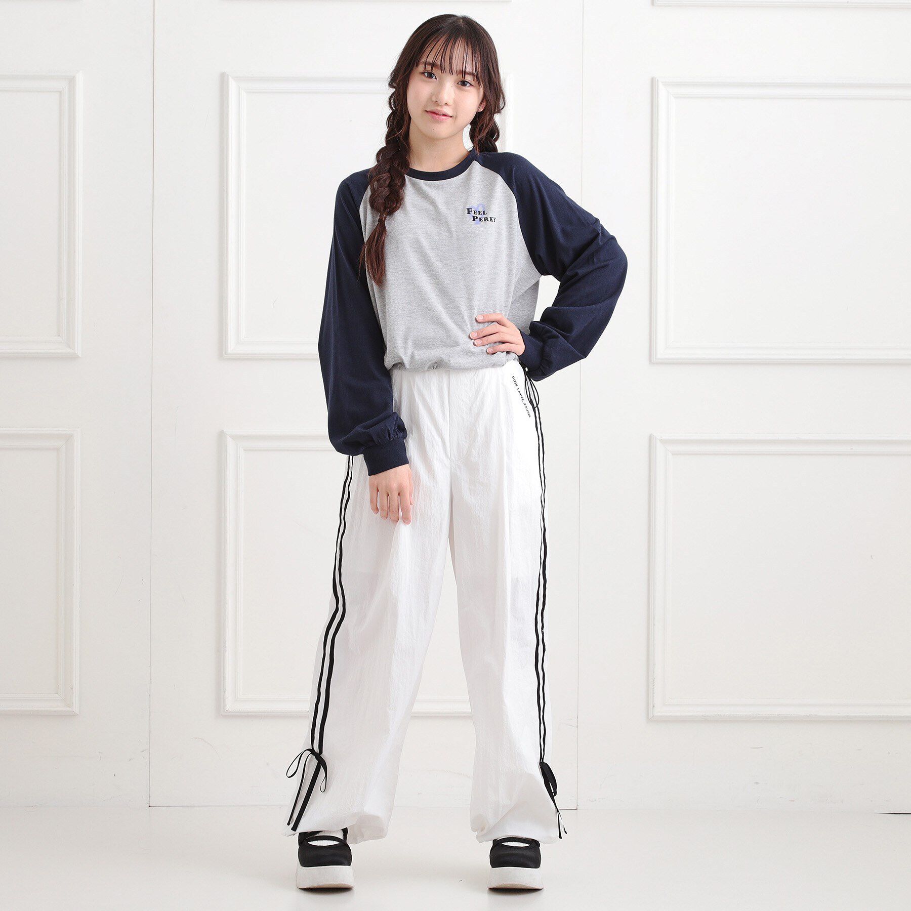 PINK-latte「スプレープリントラグランロンT」|Tシャツ・カットソー|