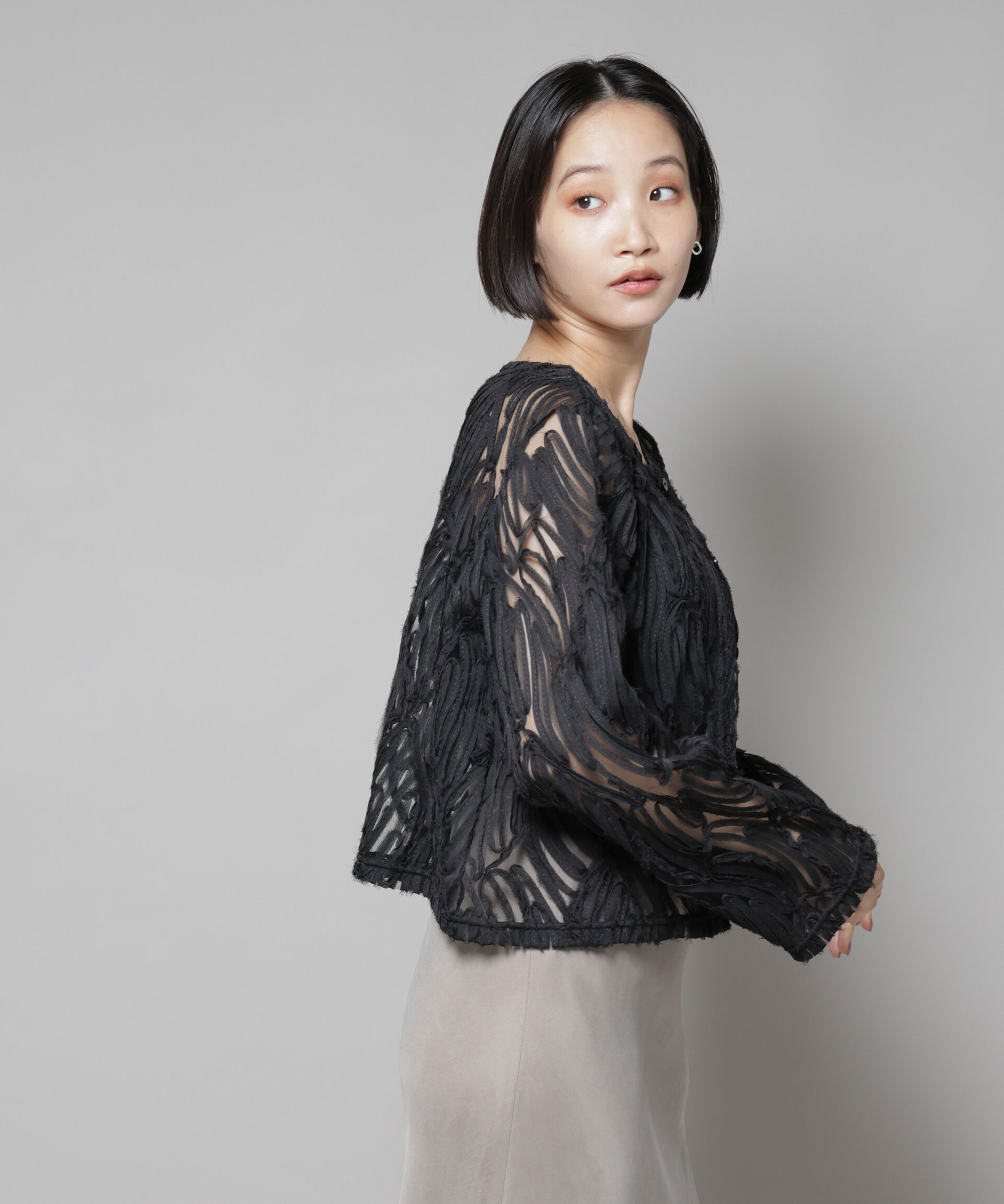 nano･universe「テープ刺繍チュール前後2wayカーディガン(セットアップ可)」|シャツ・ブラウス|