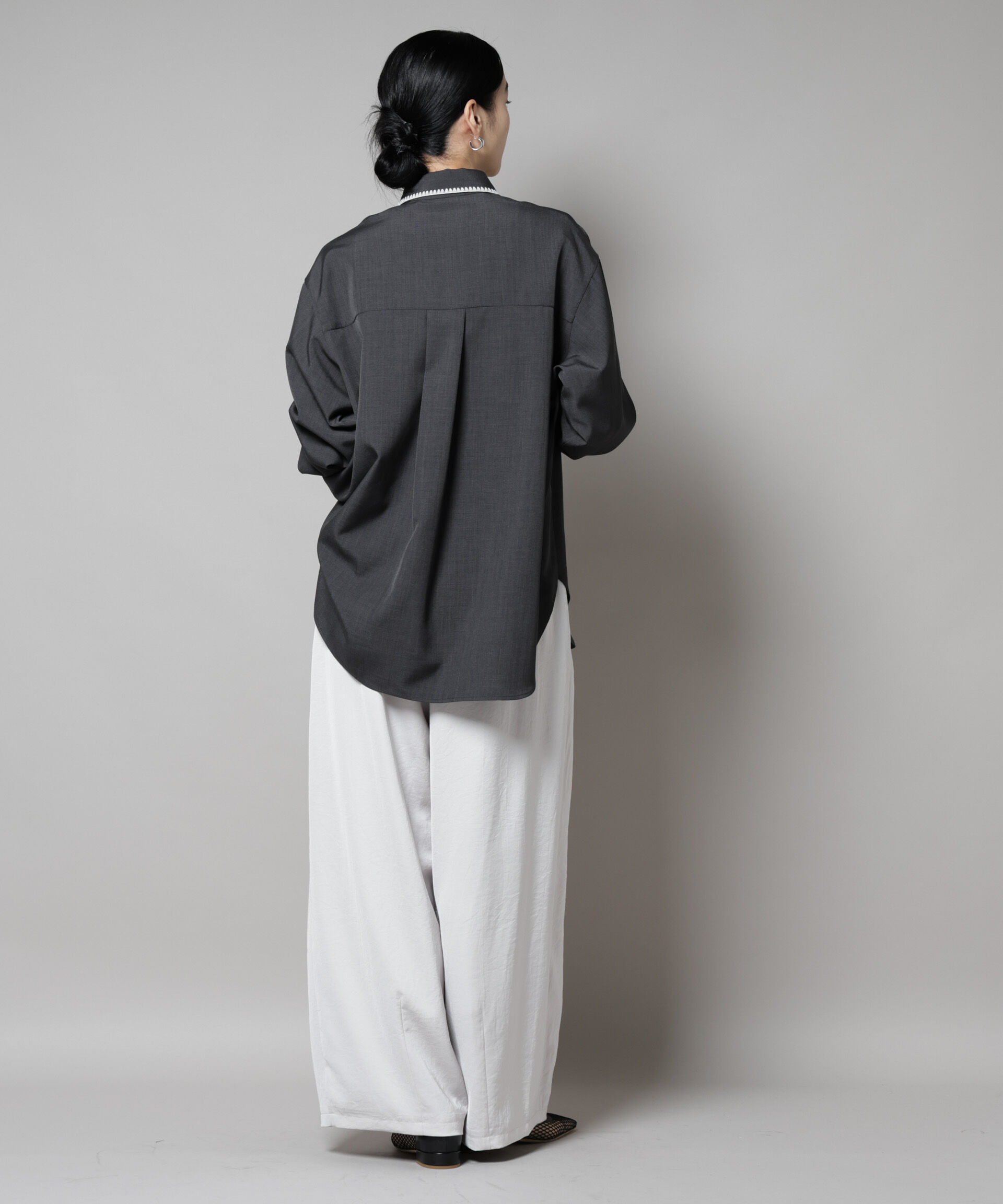 nano･universe「トリミング刺繍ツイルシャツ」|シャツ・ブラウス|