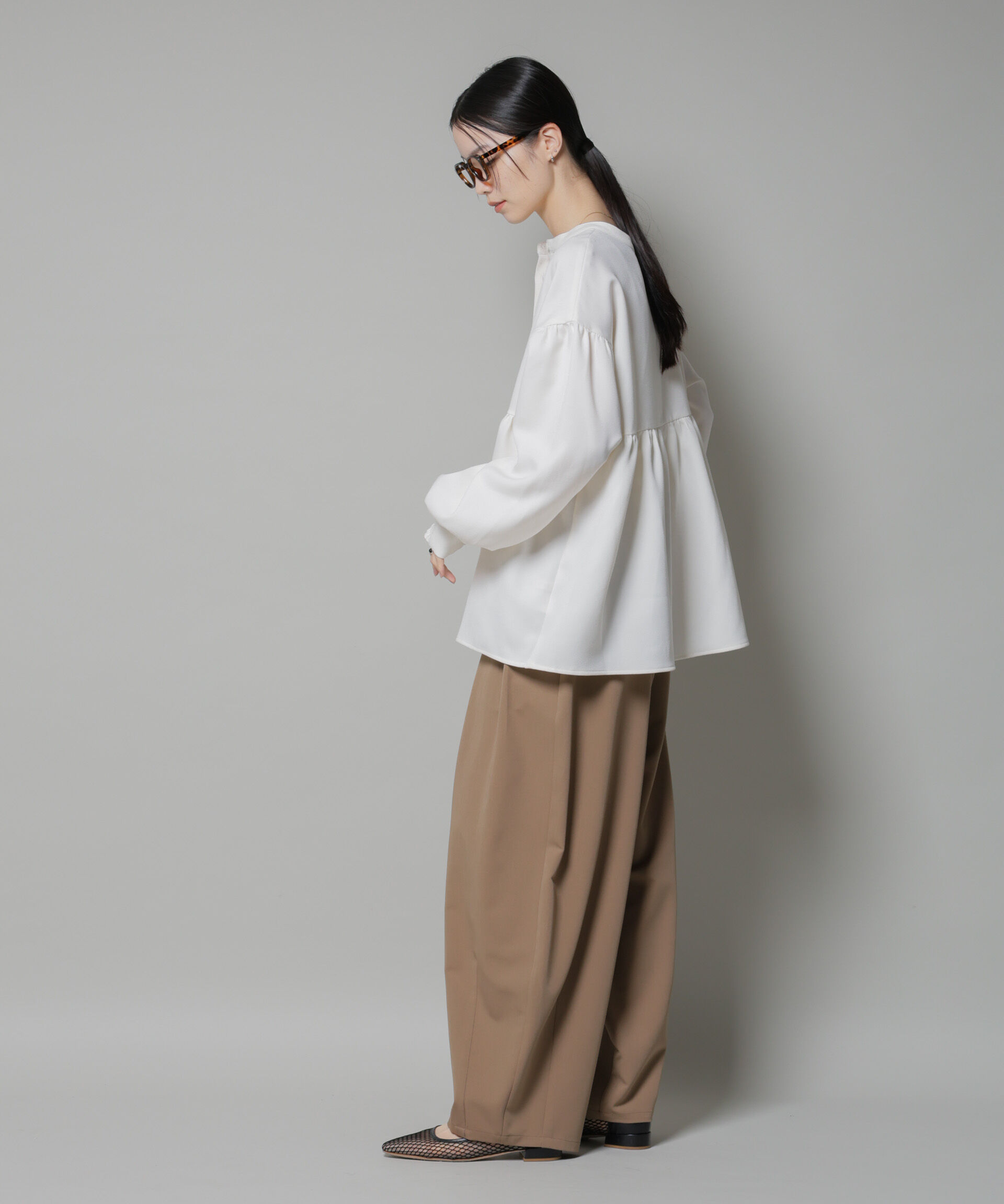 nano･universe「ｳｰﾙﾗｲｸﾎﾟﾘｴｽﾃﾙ前後2way切り替えﾍﾟﾌﾟﾗﾑﾌﾞﾗｳｽ(ｾ  」|シャツ・ブラウス|