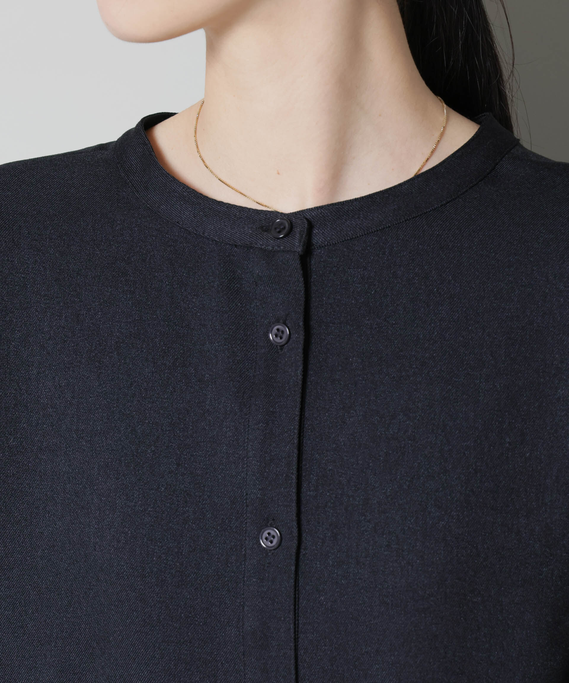 nano･universe「ｳｰﾙﾗｲｸﾎﾟﾘｴｽﾃﾙ前後2way切り替えﾍﾟﾌﾟﾗﾑﾌﾞﾗｳｽ(ｾ  」|シャツ・ブラウス|