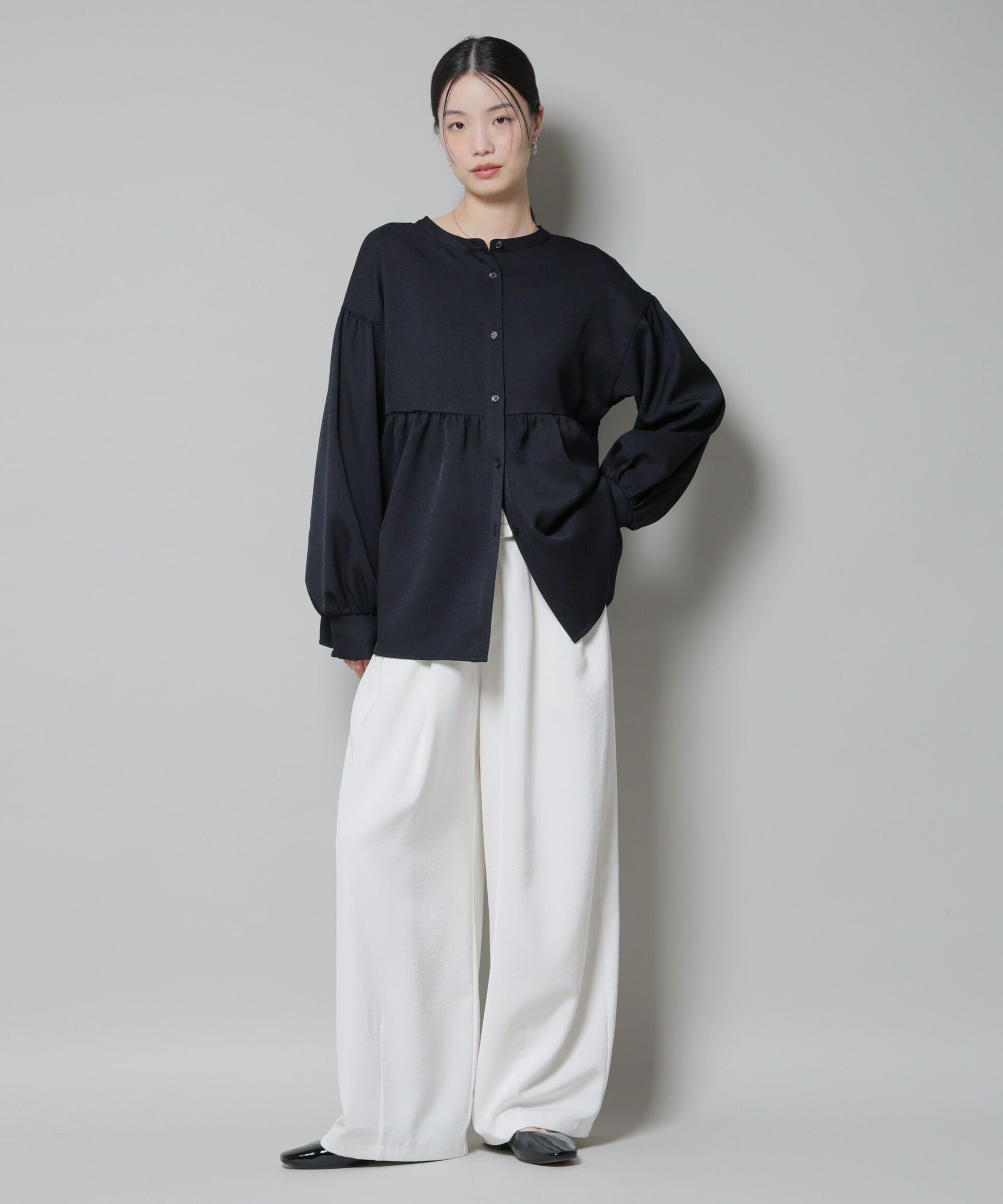 nano･universe「ｳｰﾙﾗｲｸﾎﾟﾘｴｽﾃﾙ前後2way切り替えﾍﾟﾌﾟﾗﾑﾌﾞﾗｳｽ(ｾ  」|シャツ・ブラウス|