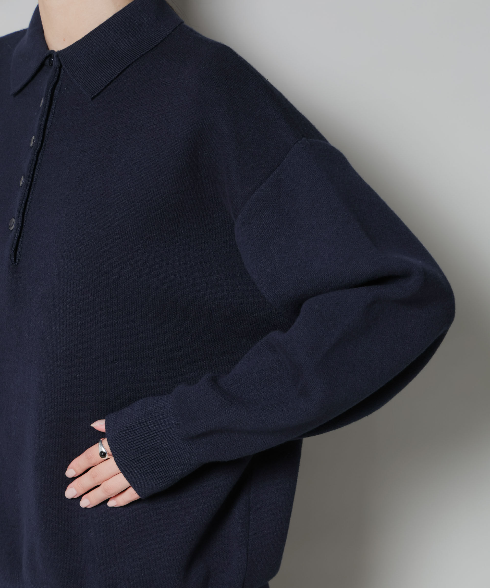 nano･universe「スウェットライク衿付きボタンニット」|ニット・セーター|