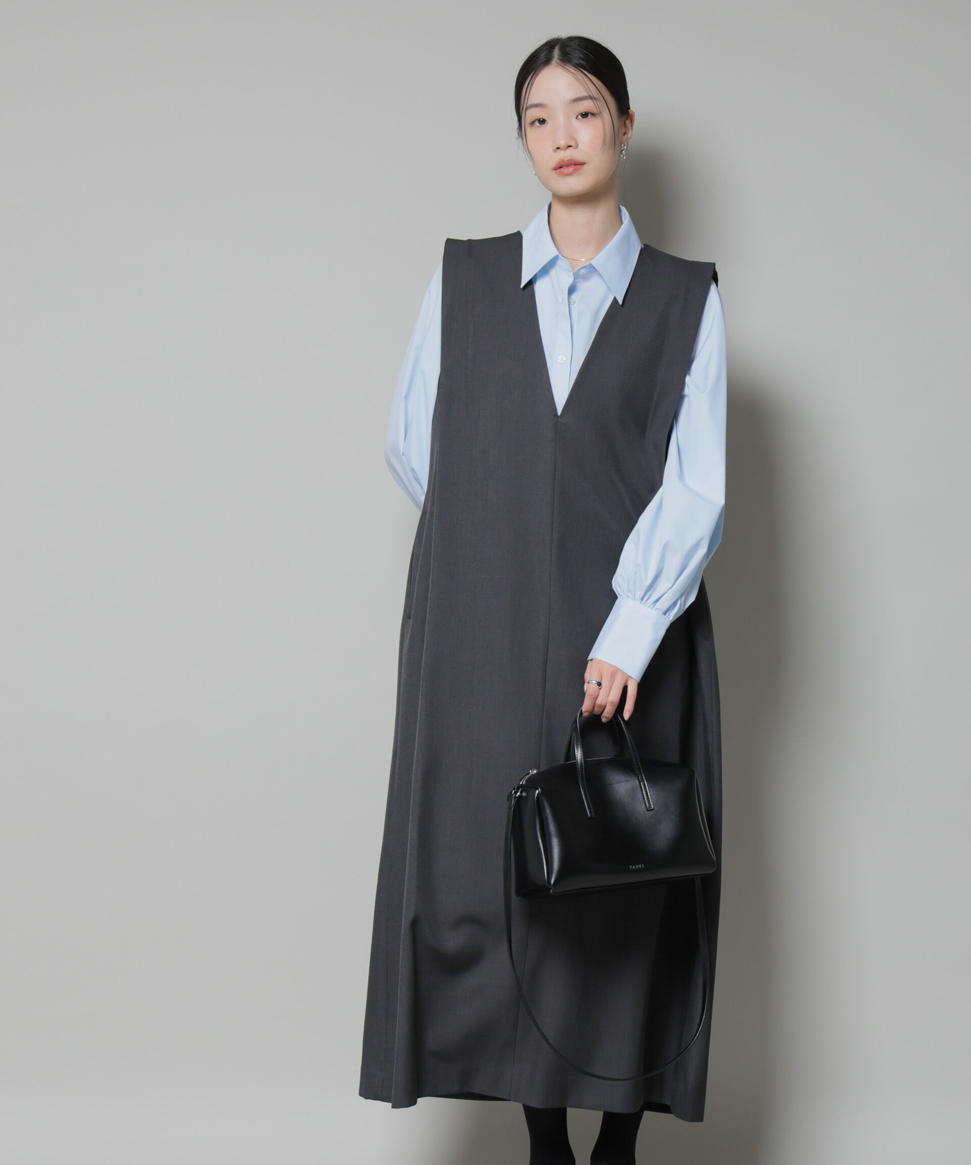 nano･universe「ショルダータックVネックワンピース」|ワンピース|