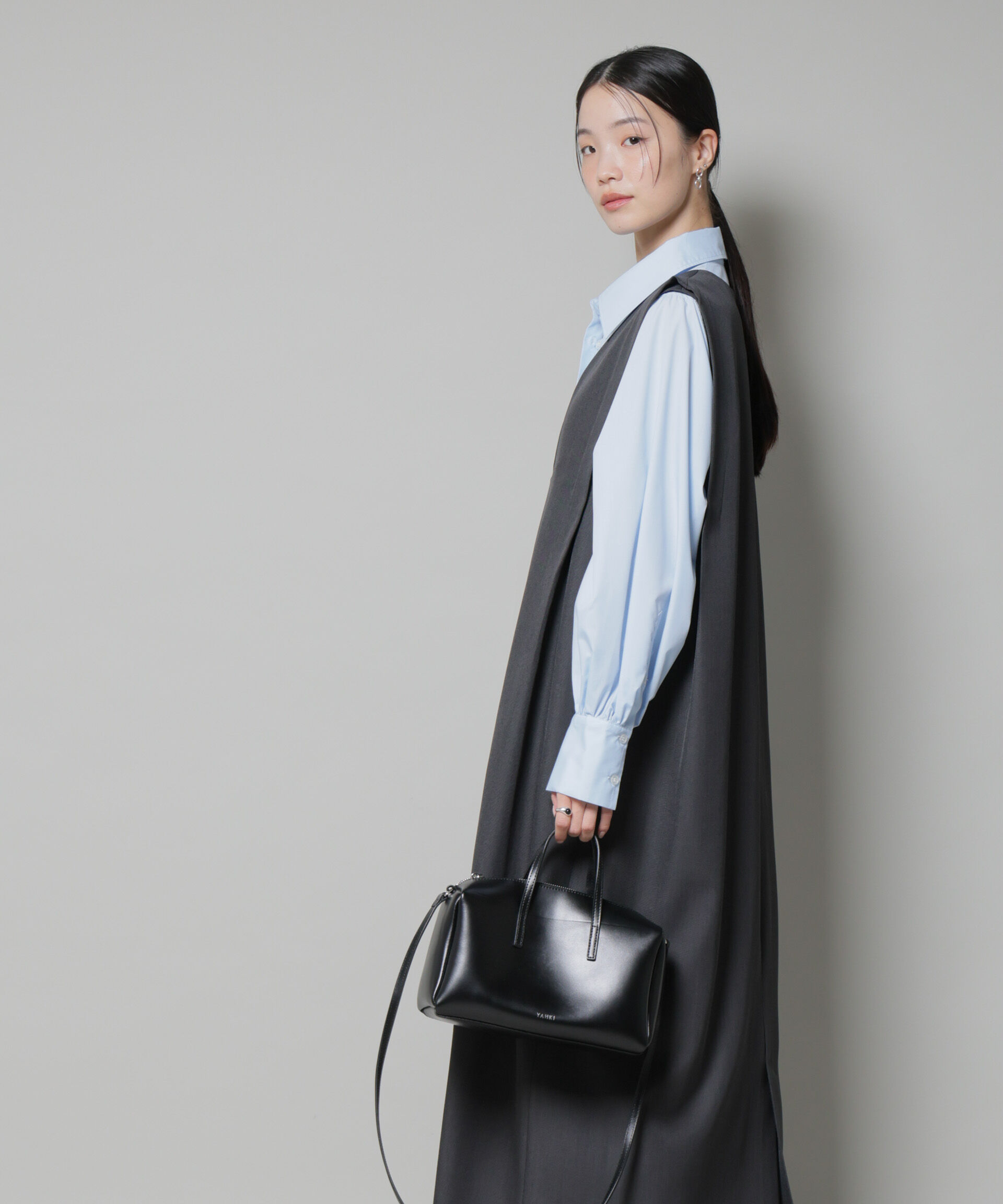 nano･universe「ショルダータックVネックワンピース」|ワンピース|