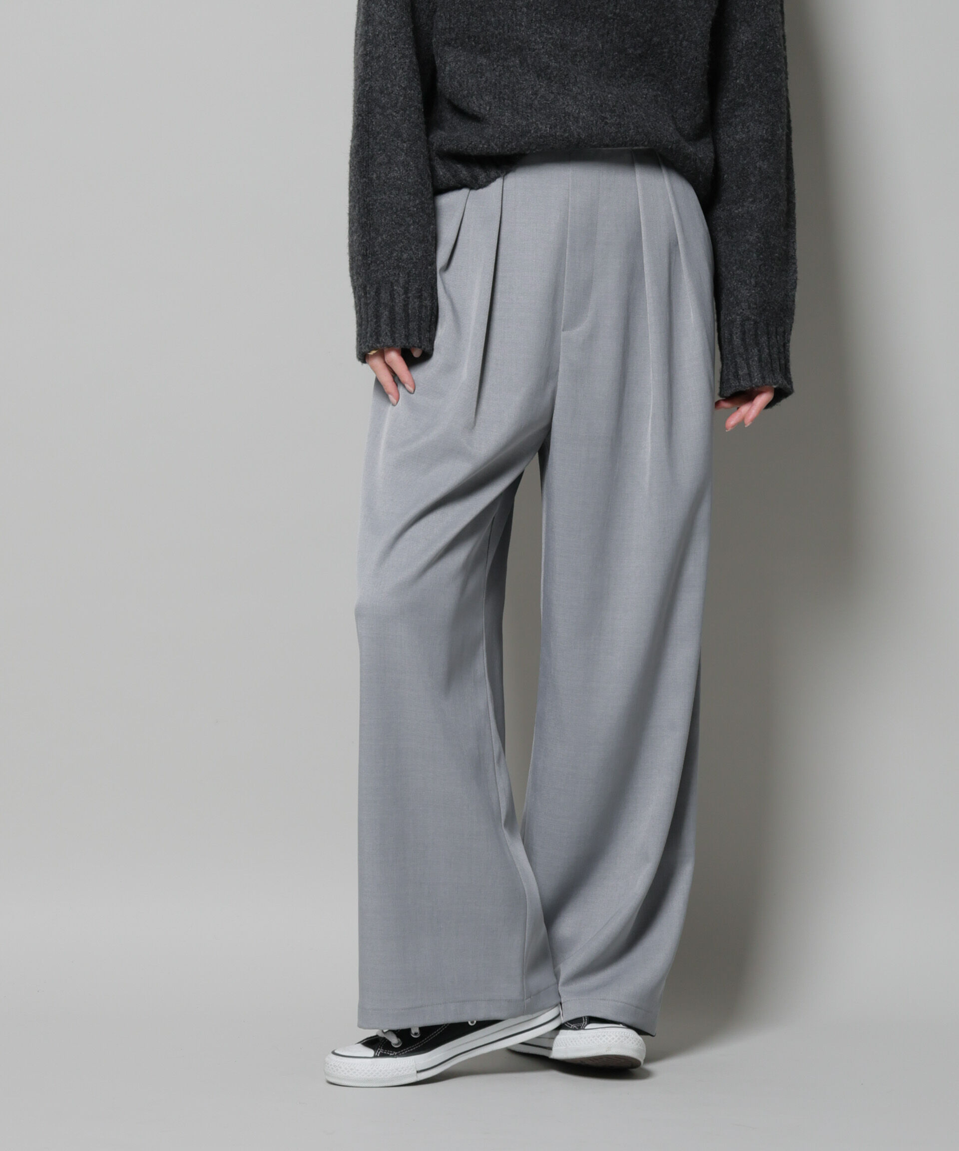 nano･universe「ベルベッドサイドラインパンツ」|チノ|