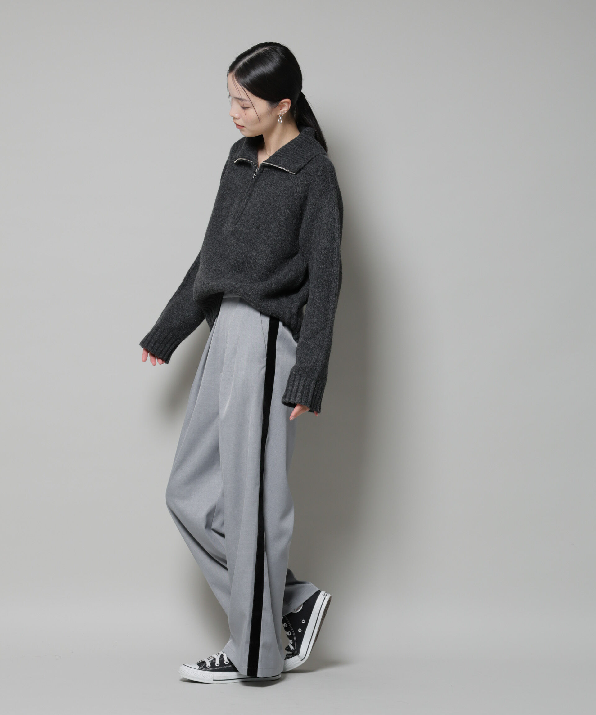 nano･universe「ベルベッドサイドラインパンツ」|チノ|