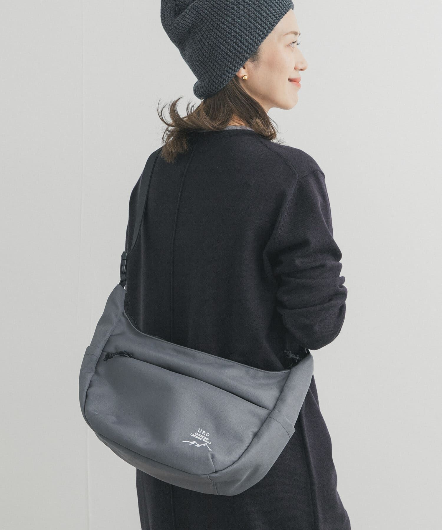 URBAN RESEARCH DOORS「URD SHOULDER BAG」|ショルダー・メッセンジャー|グレー