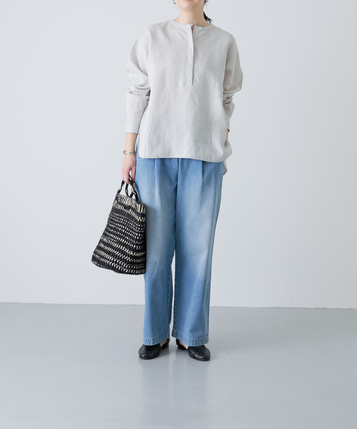 かぐれ「フェードデニムイージーパンツ」|デニム|