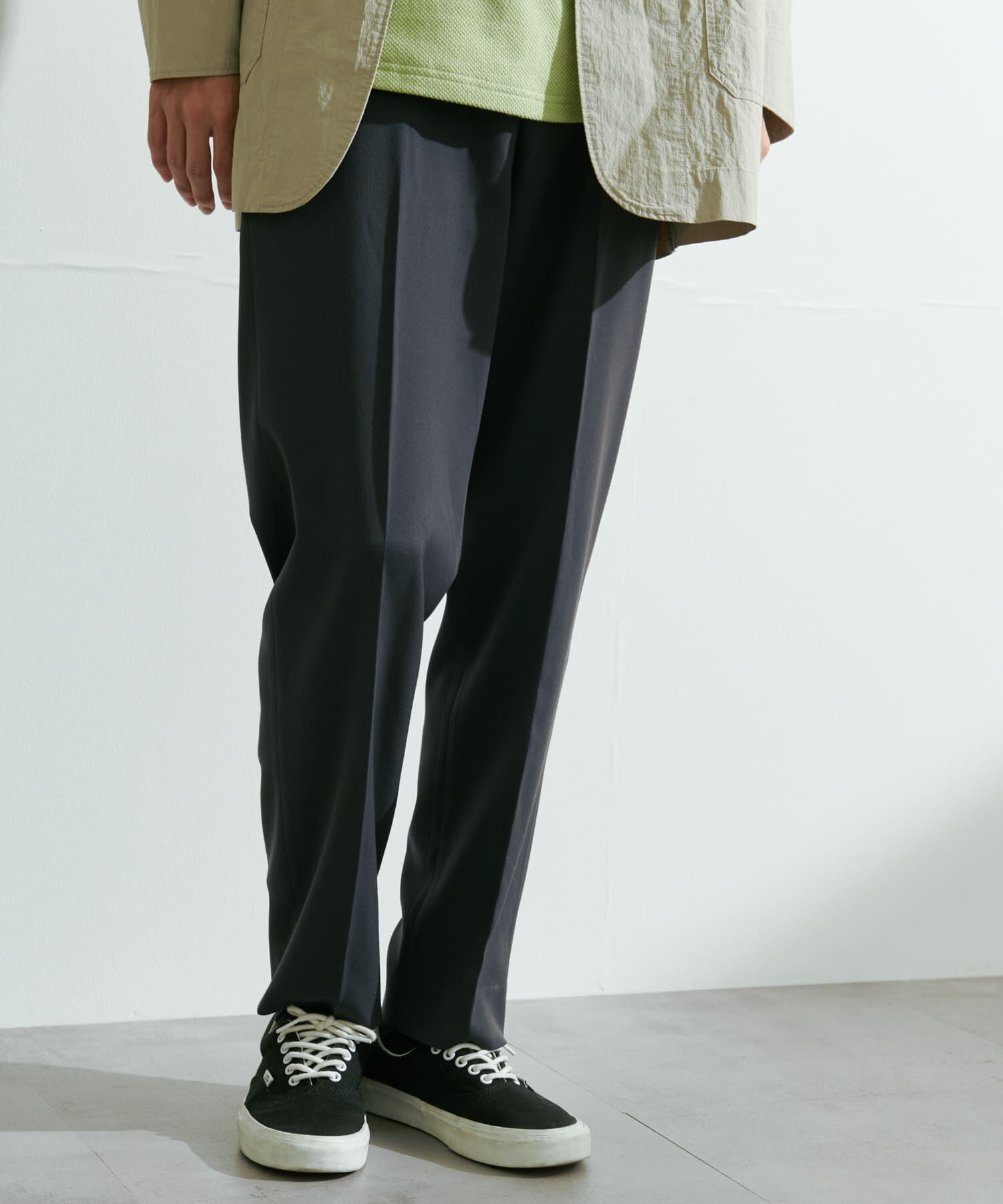 URBAN RESEARCH DOORS「『UR TECH』完声 テーパードトラウザー」|その他|