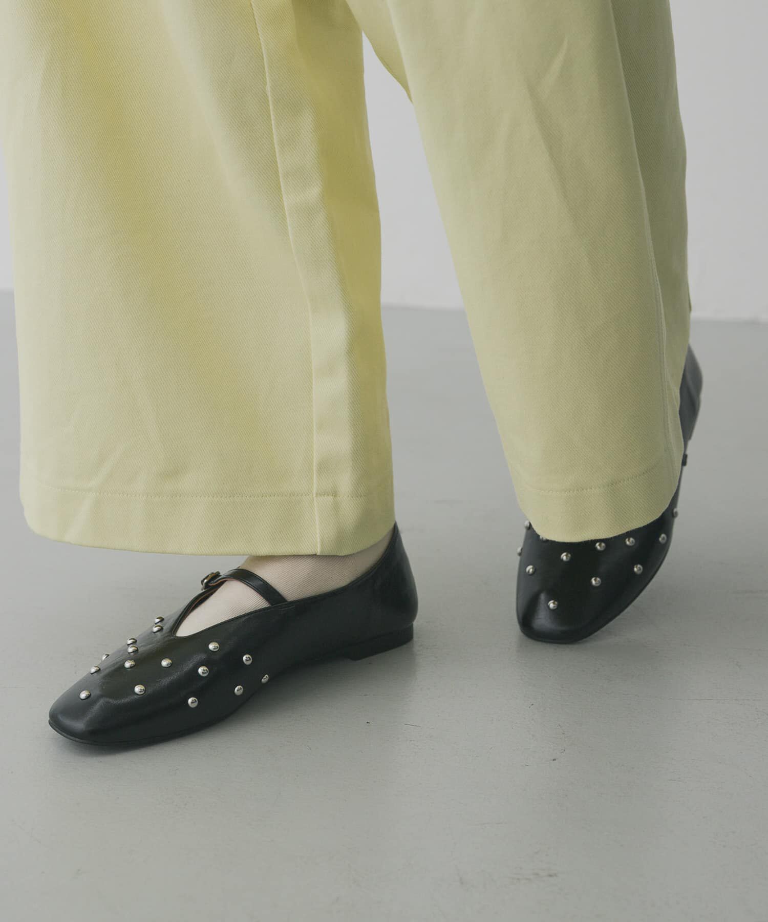 SENSE OF PLACE by URBAN RESEARCH「スタッズフラットシューズ」|パンプス|