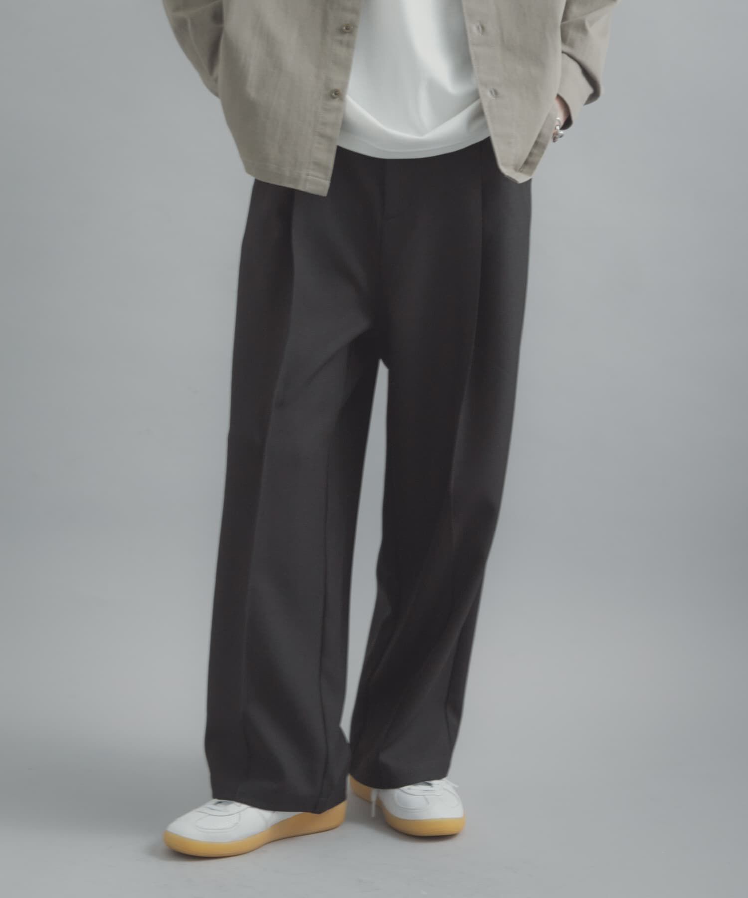 SENSE OF PLACE by URBAN RESEARCH「『撥水/防花粉』SKIN Proofタックワイドパンツ」|その他|