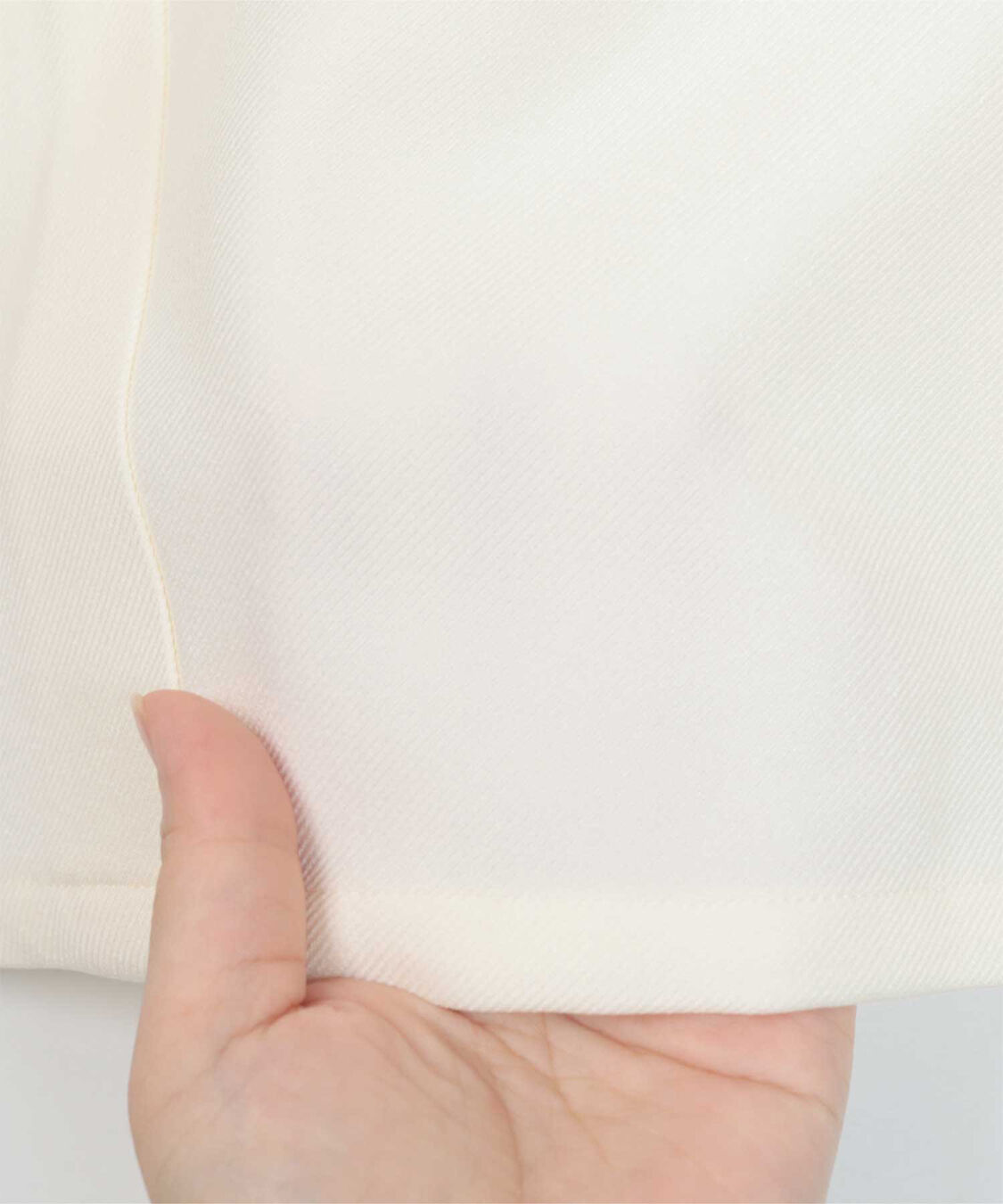 ur's「ベーシックカーブパンツ」|スラックス|