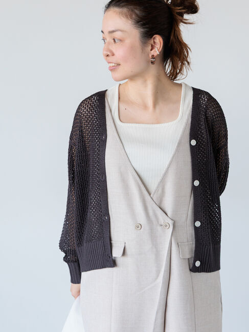 Lugnoncure「透かし編Vネックカーディガン」|カーディガン|チャコールグレー