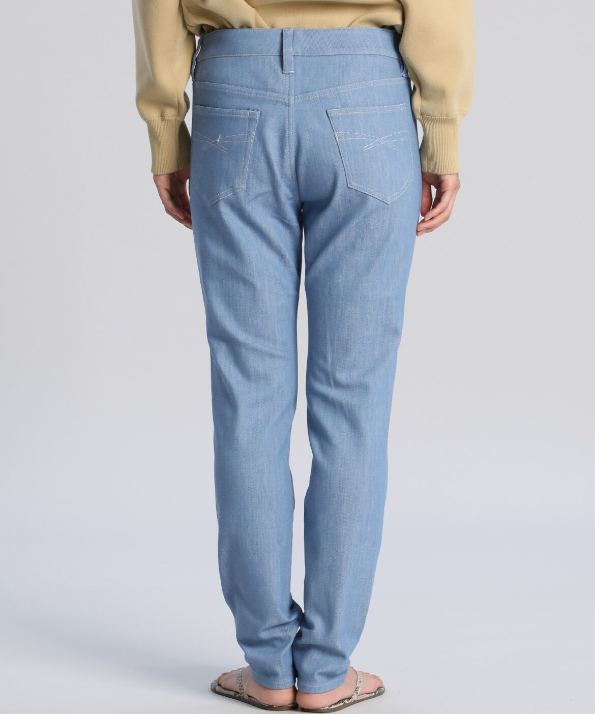 DAY by DAY it&rsquo;s international「スリムテーパードデニムパンツ《SUVIN DENIM》」|デニム|