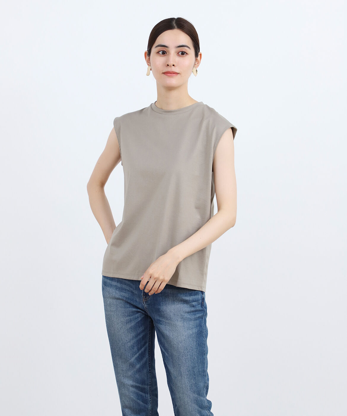 DAY by DAY it&rsquo;s international「ベーシックノースリーブコットンカットソー」|Tシャツ・カットソー|モカチャ3