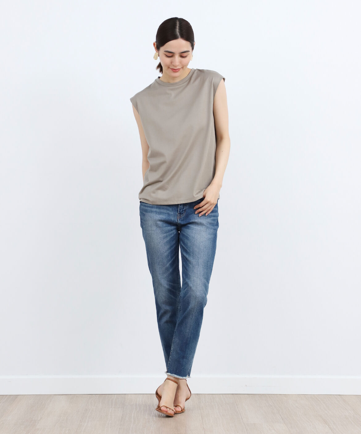 DAY by DAY it&rsquo;s international「ベーシックノースリーブコットンカットソー」|Tシャツ・カットソー|