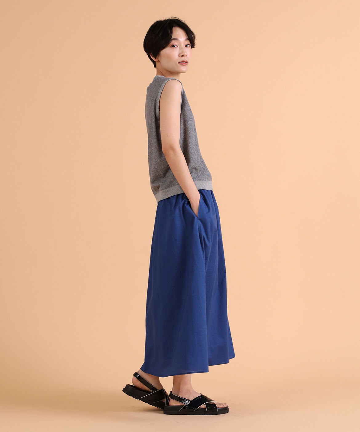 DAY by DAY it&rsquo;s international「ノースリーブ華奢見えスウェット」|Tシャツ・カットソー|