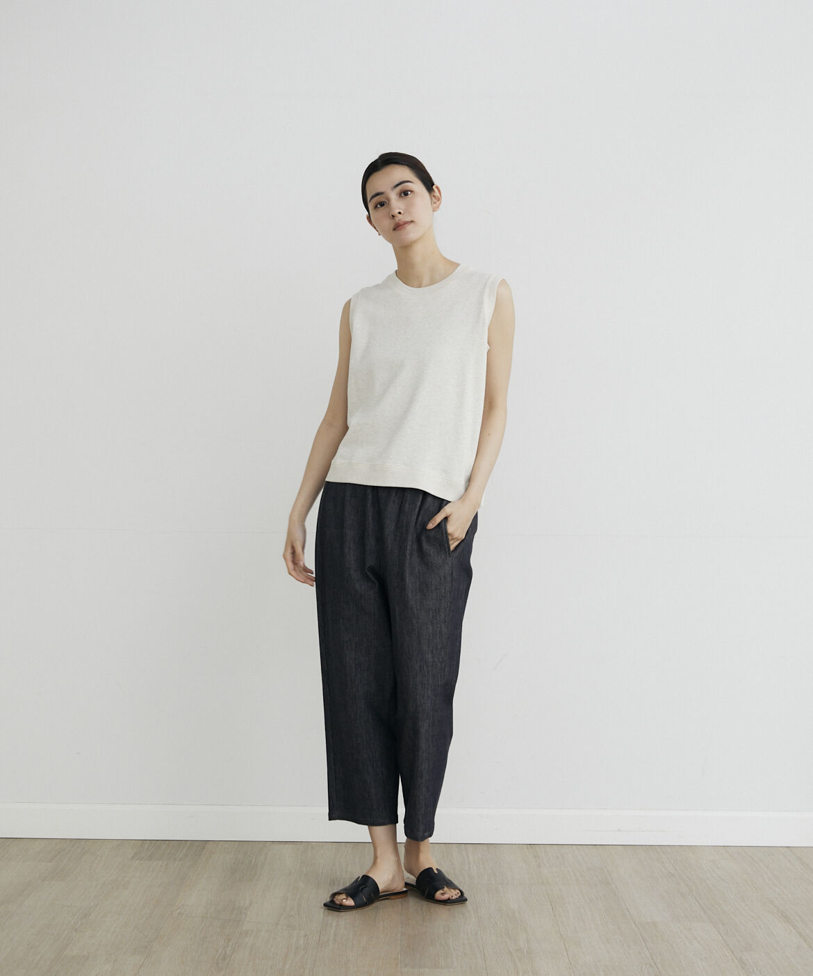 DAY by DAY it&rsquo;s international「ノースリーブ華奢見えスウェット」|Tシャツ・カットソー|