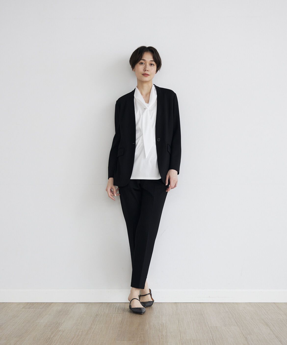 INED「《INED CLARO》ポンチテーパードパンツ」|その他|