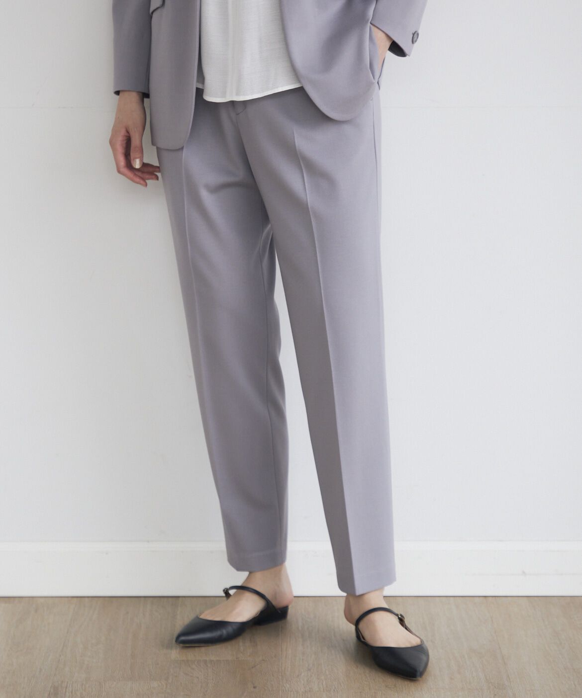 INED「《INED CLARO》ポンチテーパードパンツ」|その他|