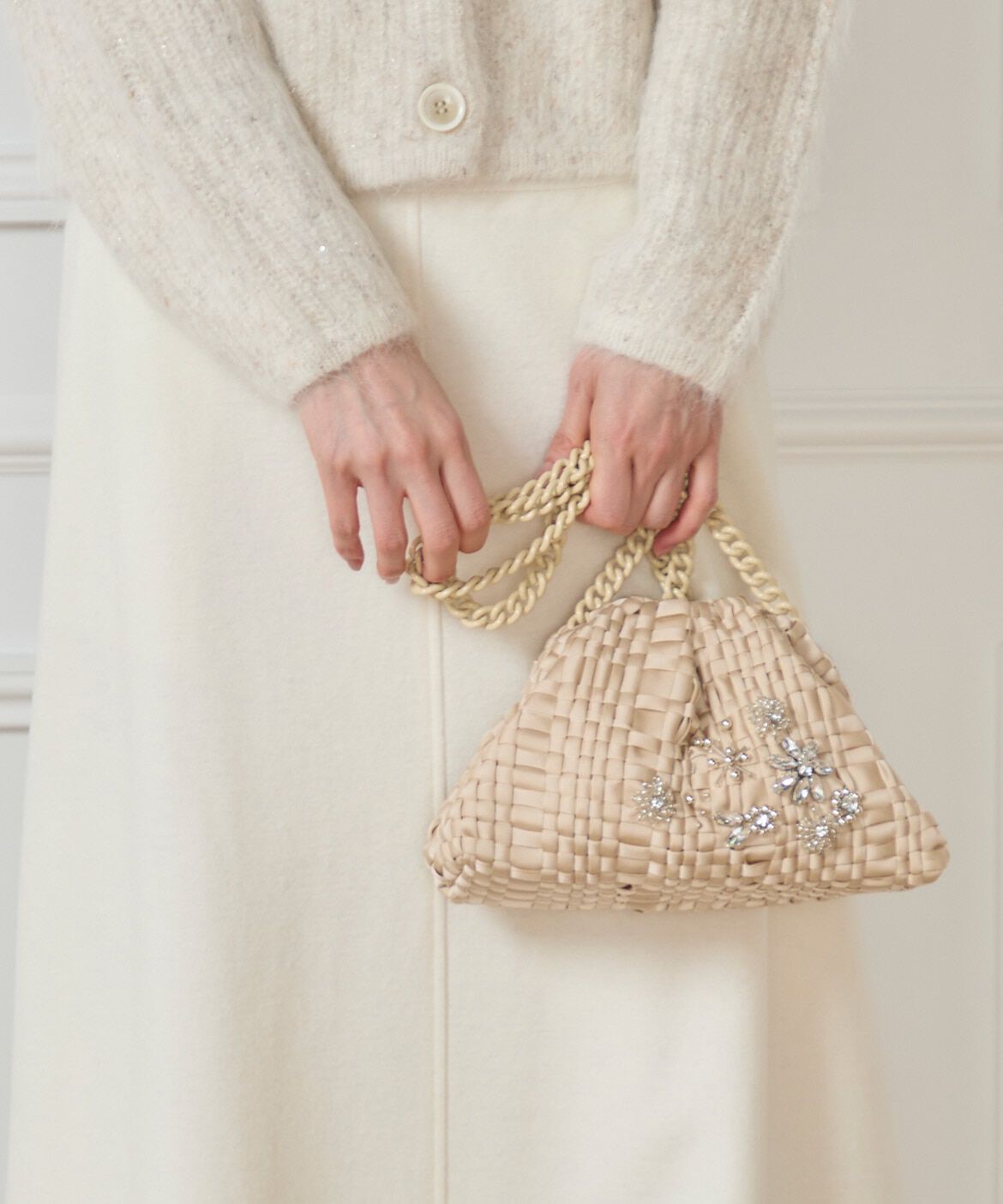 Maglie le cassetto「スワロフスキーフラワークラッチバッグ《Maria La Rosa》」|クラッチバッグ|