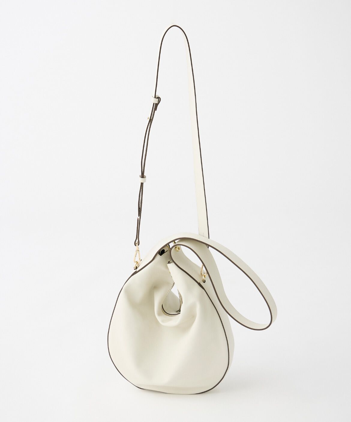 INED「《SUPERIOR CLOSET》ソフトレザーラウンドバッグ《LORISTELLA》」|ショルダー・メッセンジャー|