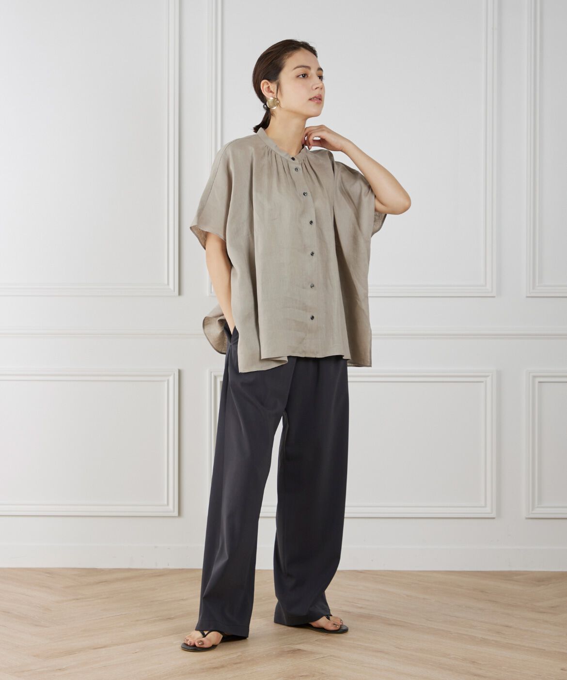 7-IDconcept.「《大きいサイズ》ポンチョ風バンドカラーブラウス」|シャツ・ブラウス|