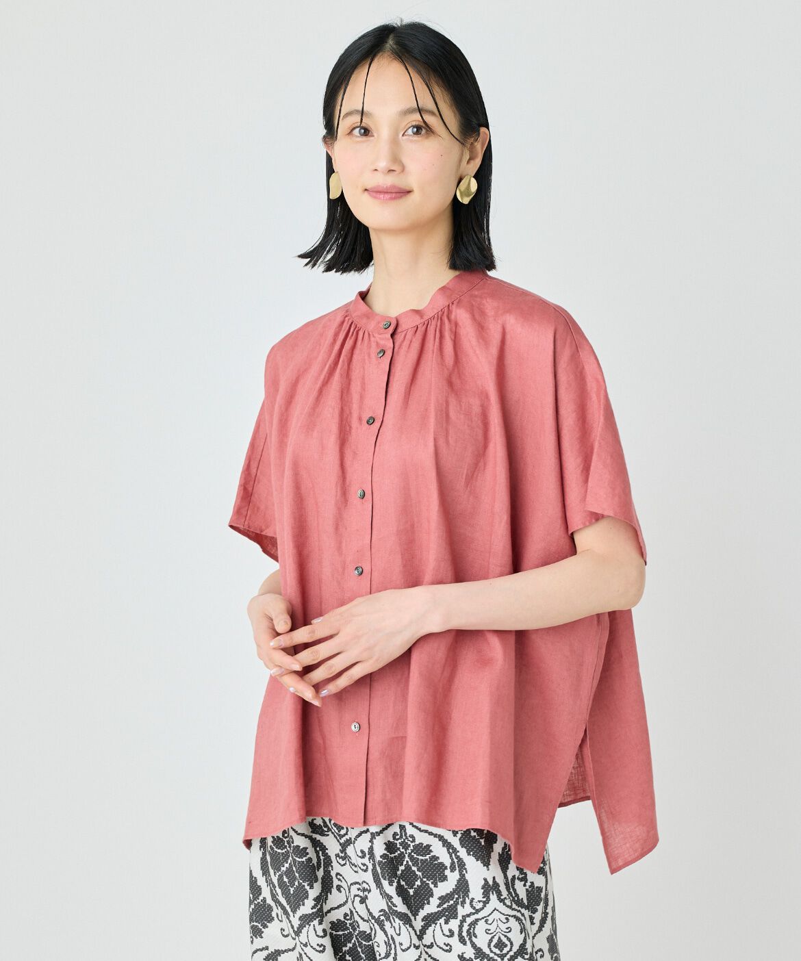 7-IDconcept.「《大きいサイズ》ポンチョ風バンドカラーブラウス」|シャツ・ブラウス|