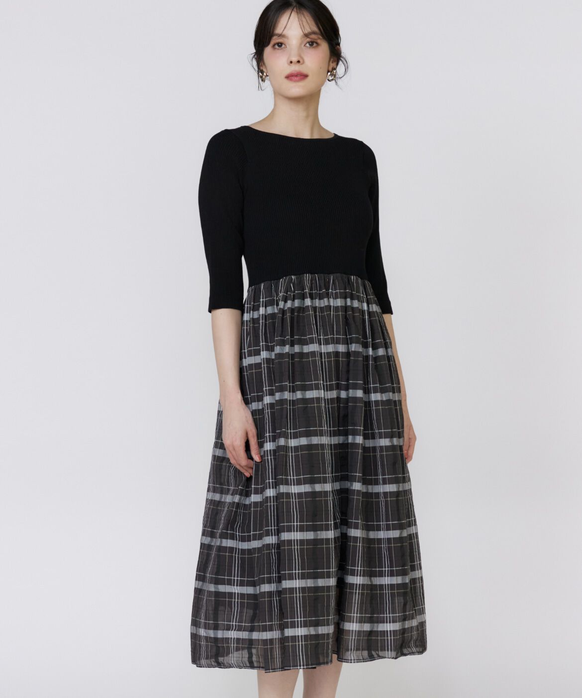 Maglie le cassetto「シアーチェックドッキングニットワンピース」|ワンピース|
