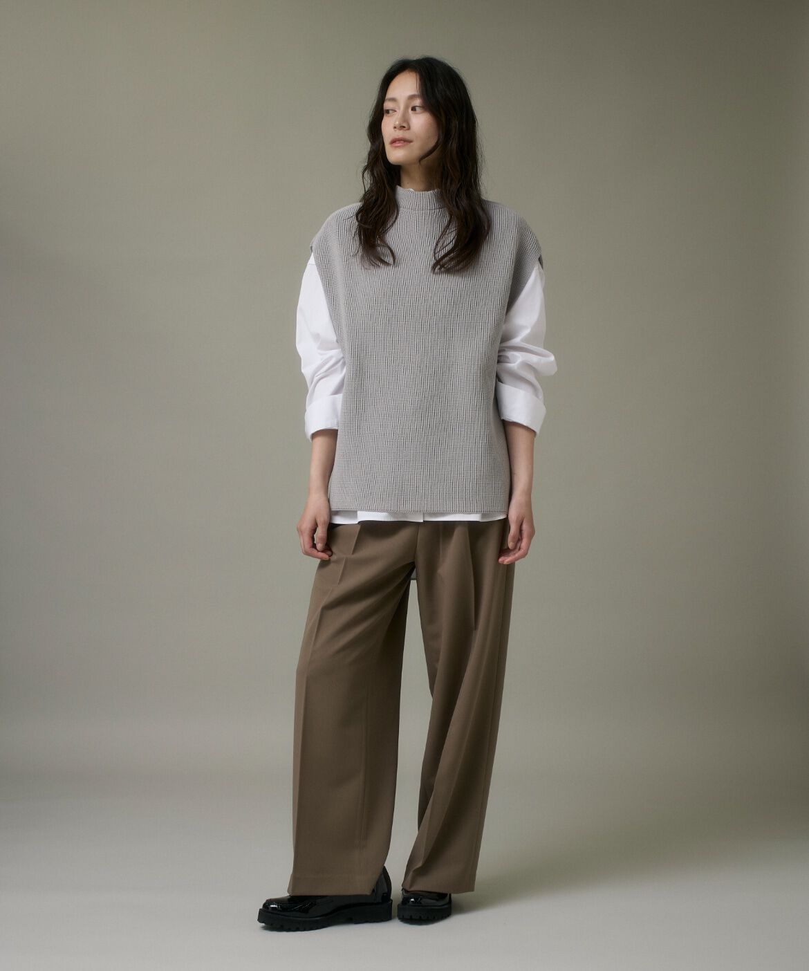 DAY by DAY it&rsquo;s international「モックネックジレ」|ニット・セーター|