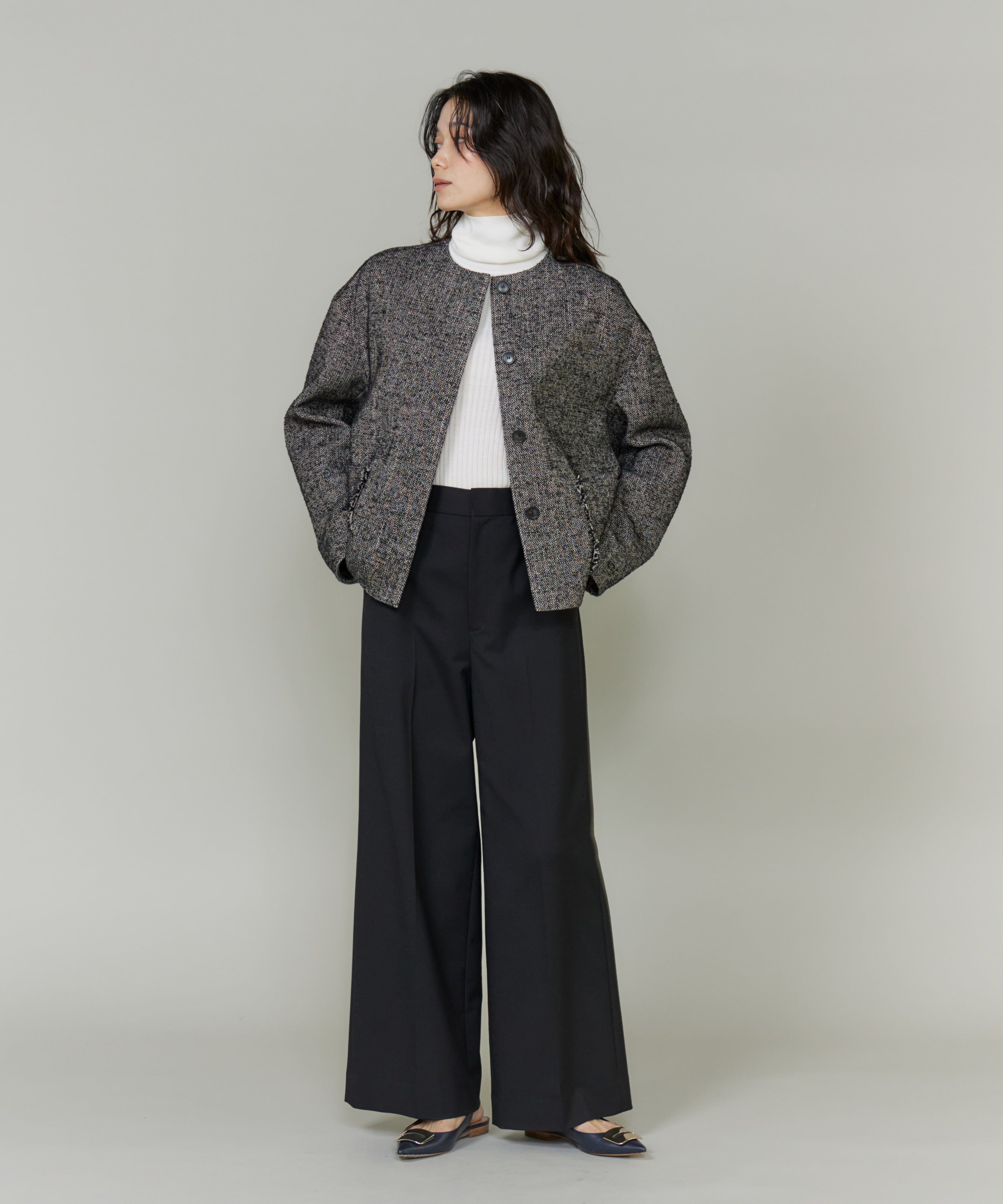 INED「ヘリンボーン柄ノーカラーショートコート」|ピーコート|