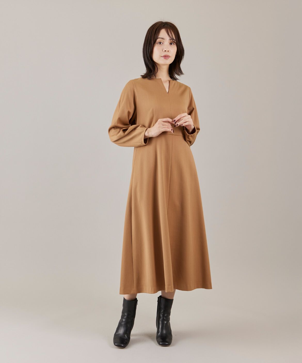 INED「《大きいサイズ》キーネックワンピース　」|ワンピース|