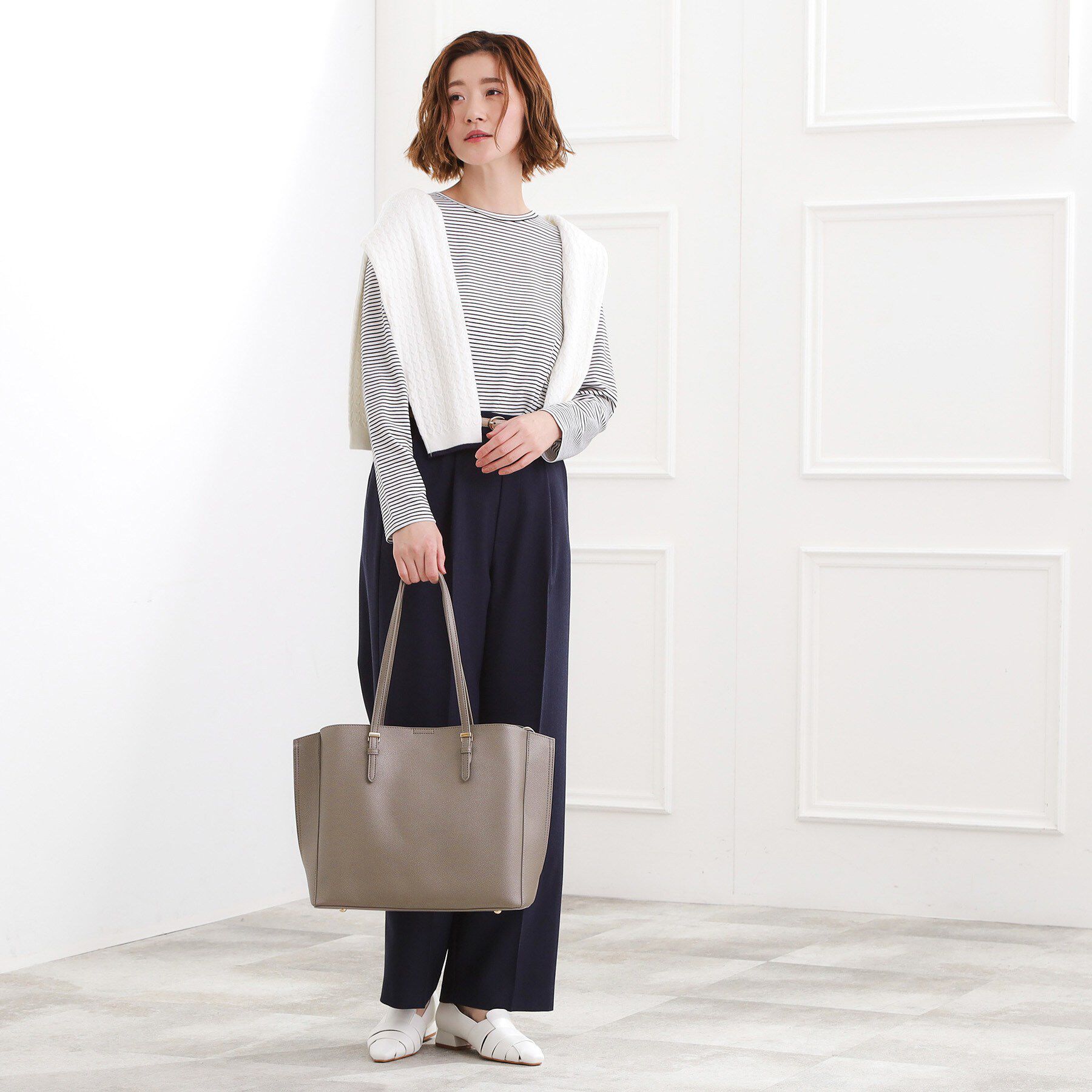 grove「人間工学サイドスリットトート」|トートバッグ|