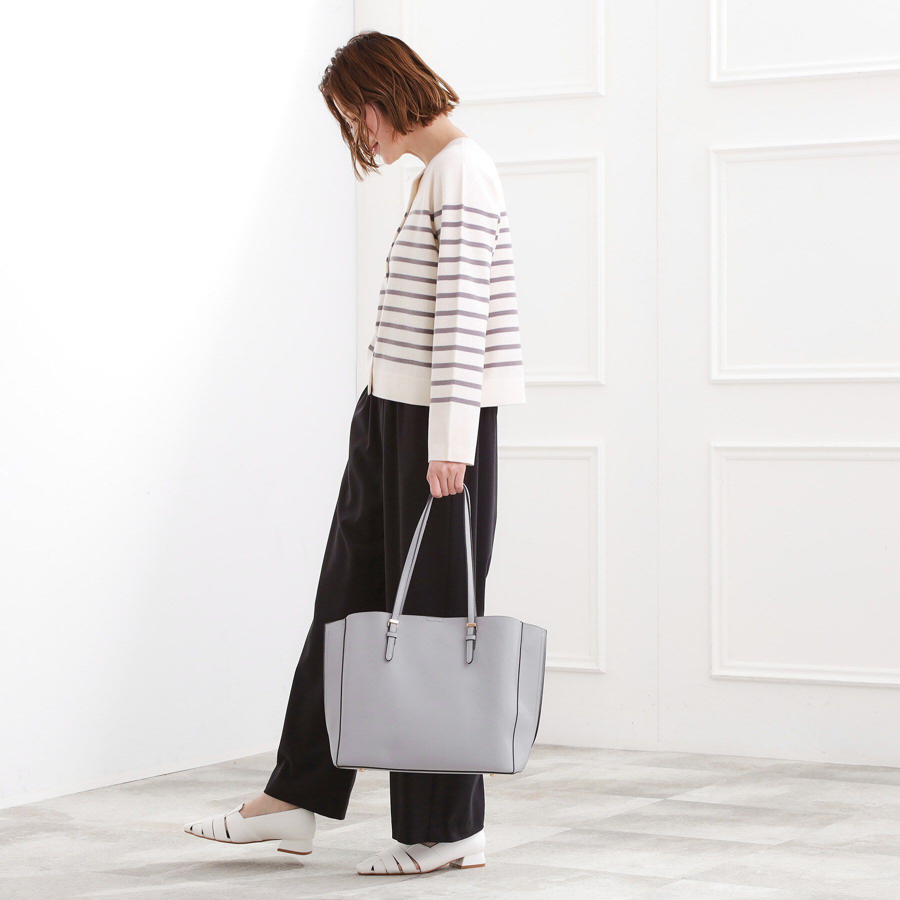 grove「人間工学サイドスリットトート」|トートバッグ|