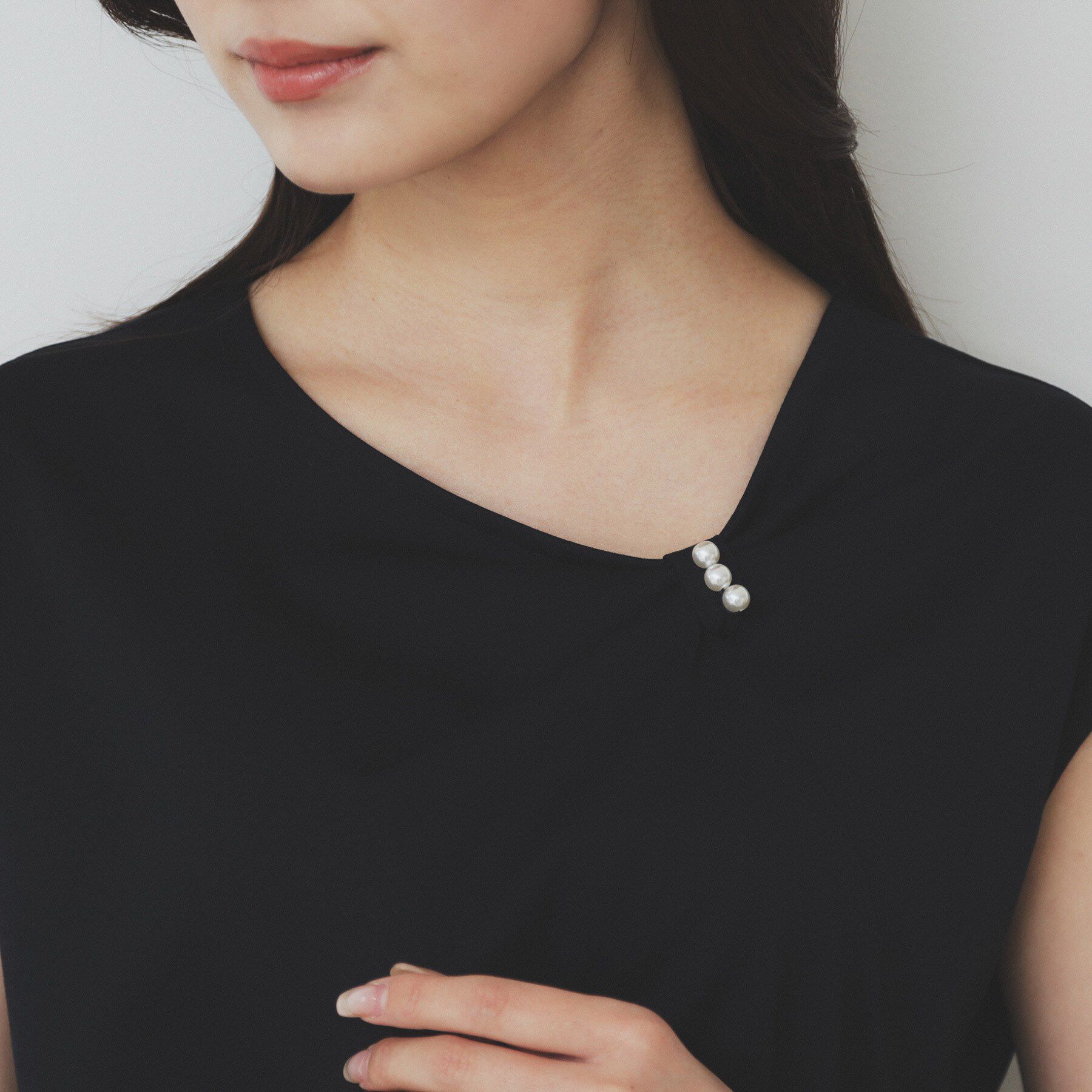 index「アシメリボンフレンチトップス【接触冷感/UVケア/洗濯機洗い可】」|Tシャツ・カットソー|