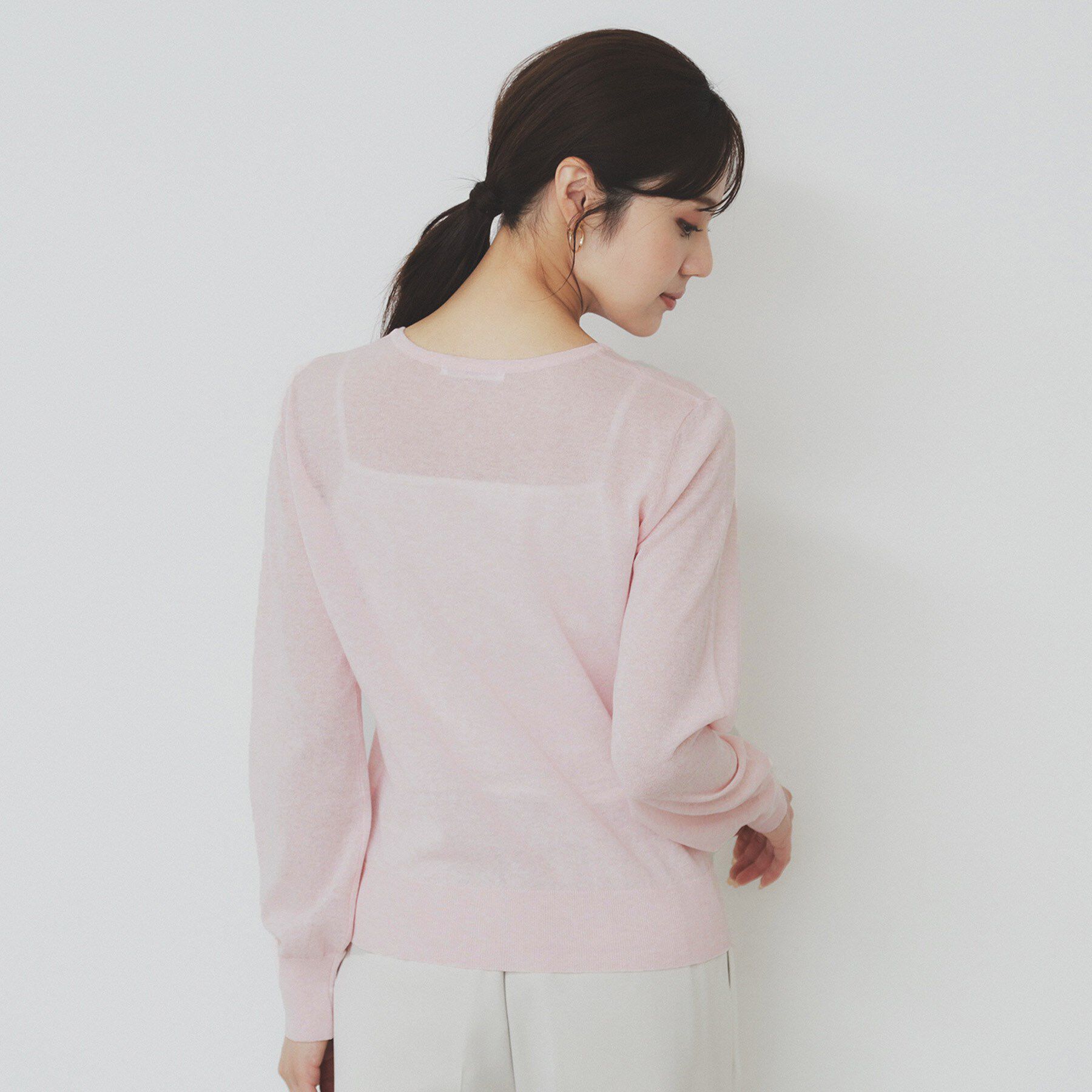 index「《7色展開/XS-LLサイズ》ビジューボタンクルーネックカーディガン【洗濯機洗い可】」|カーディガン|